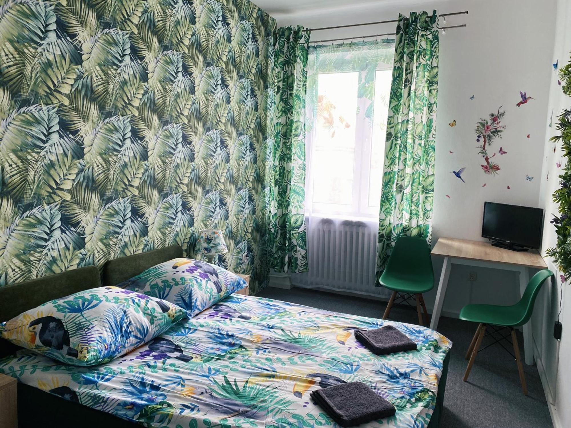 Jungle Rooms กดัญสก์ ภายนอก รูปภาพ