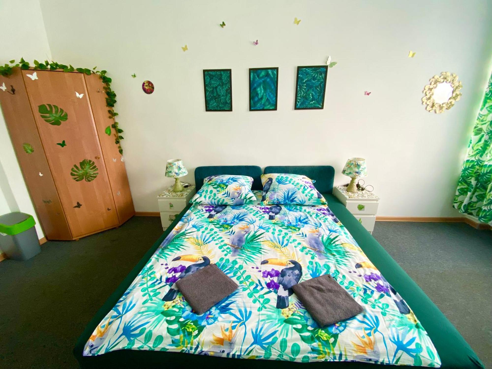 Jungle Rooms กดัญสก์ ภายนอก รูปภาพ